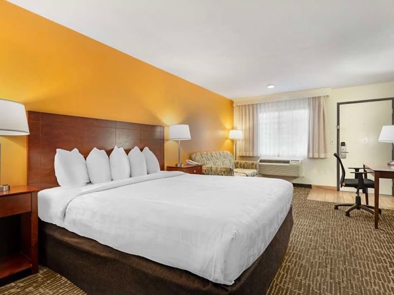 Photo of Best Western Sonoma Winegrower's Inn