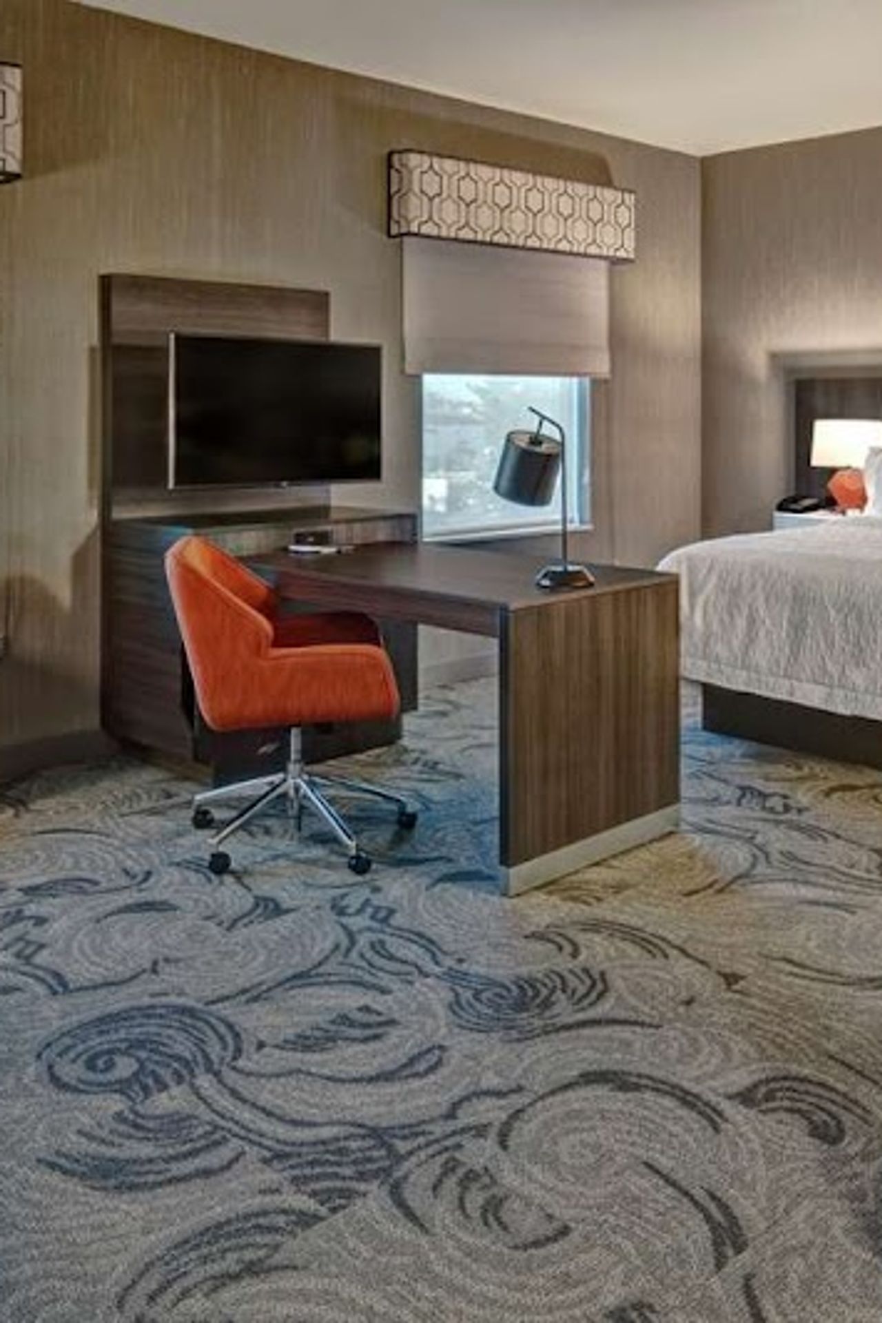 Photo of Hampton Inn Fresno Airport
