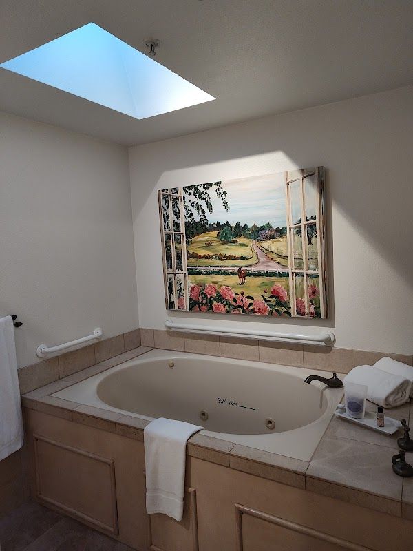 Photo of Cottage Grove Inn