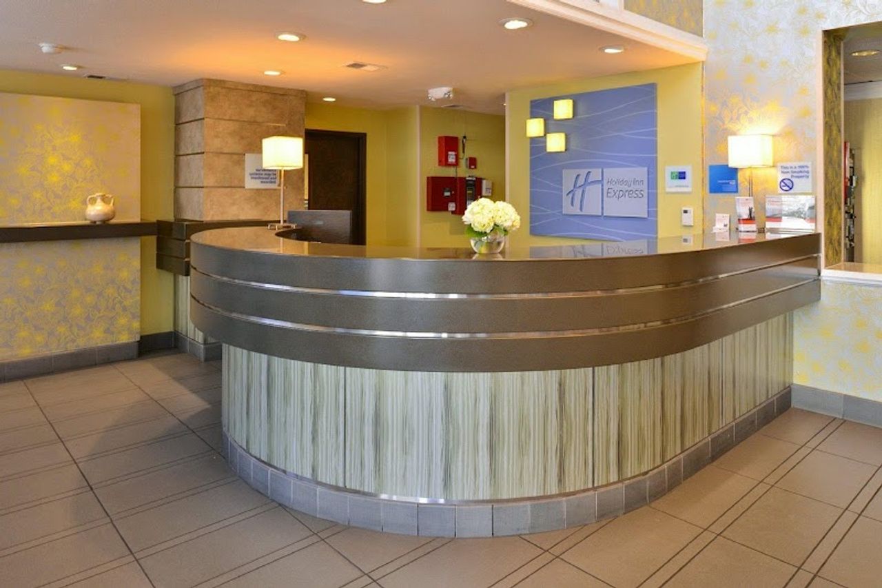 Photo of Holiday Inn Express & Suites Berkeley by IHG