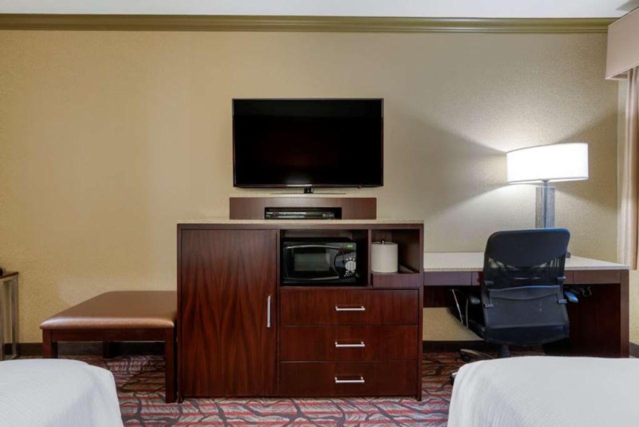 Photo of Best Western Plus Brookside Inn