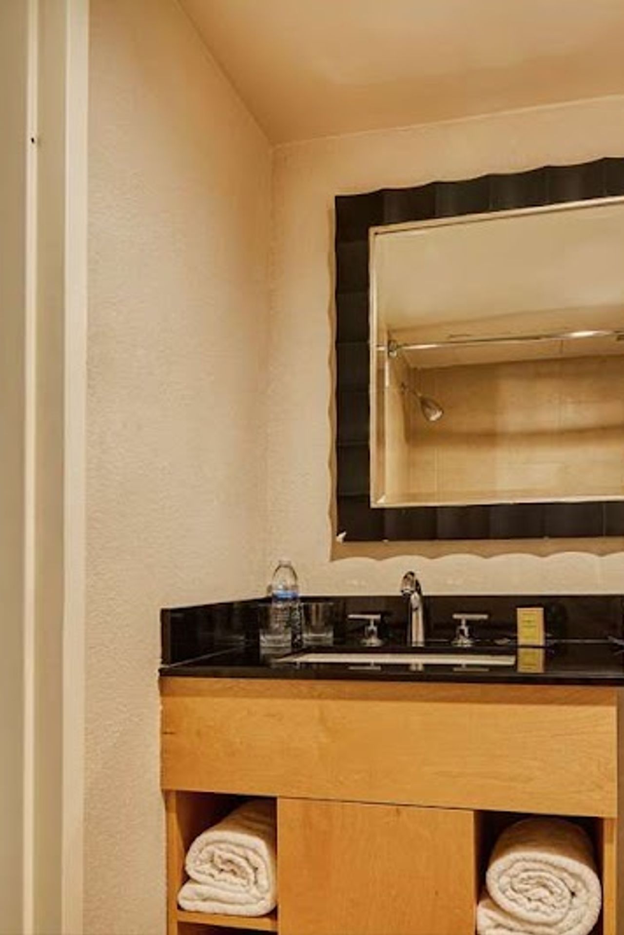 Photo of DoubleTree by Hilton Hotel Berkeley Marina