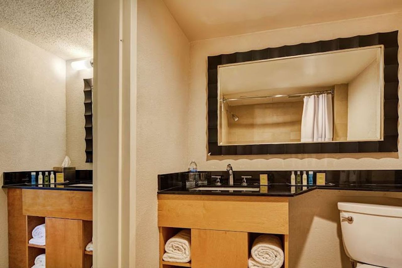 Photo of DoubleTree by Hilton Hotel Berkeley Marina