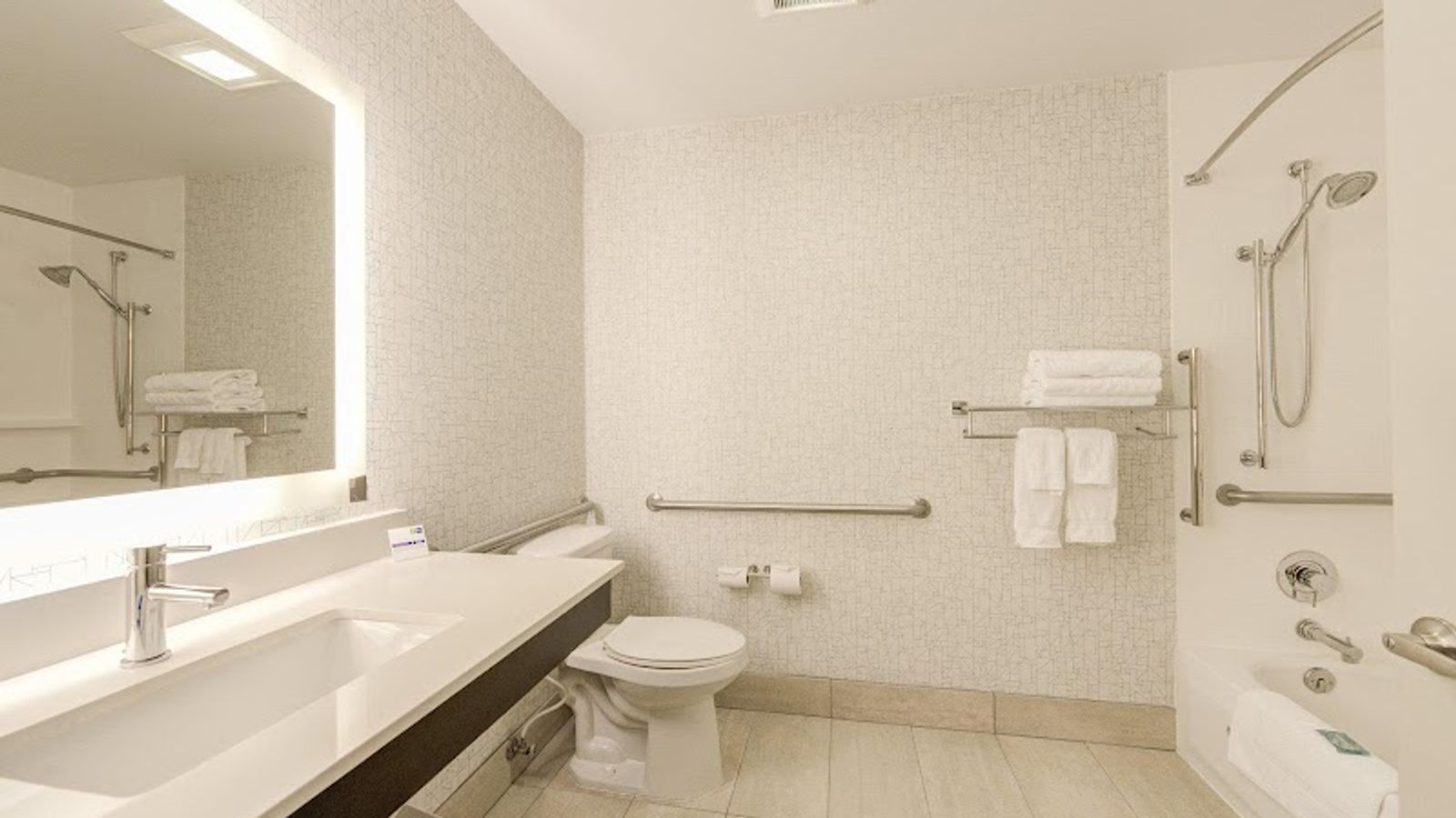 Photo of Holiday Inn Express Newberg - Wine Country, an IHG Hotel