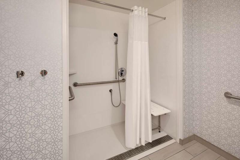 Photo of Hampton Inn Santa Cruz West