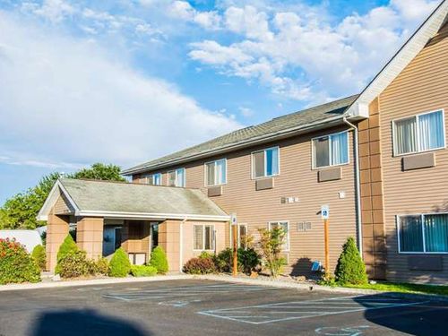 Photo of Quality Inn - Exterior