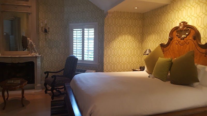 Photo of THE BERGSON