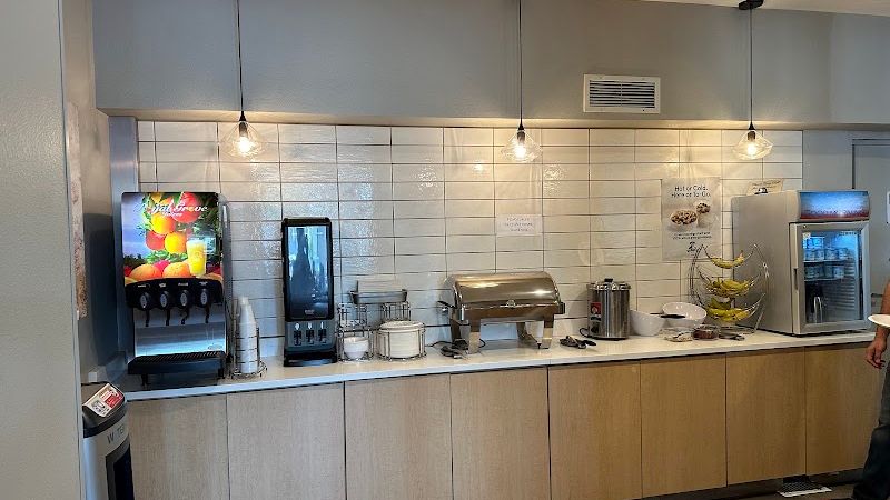 Photo of La Quinta Inn & Suites by Wyndham Madera