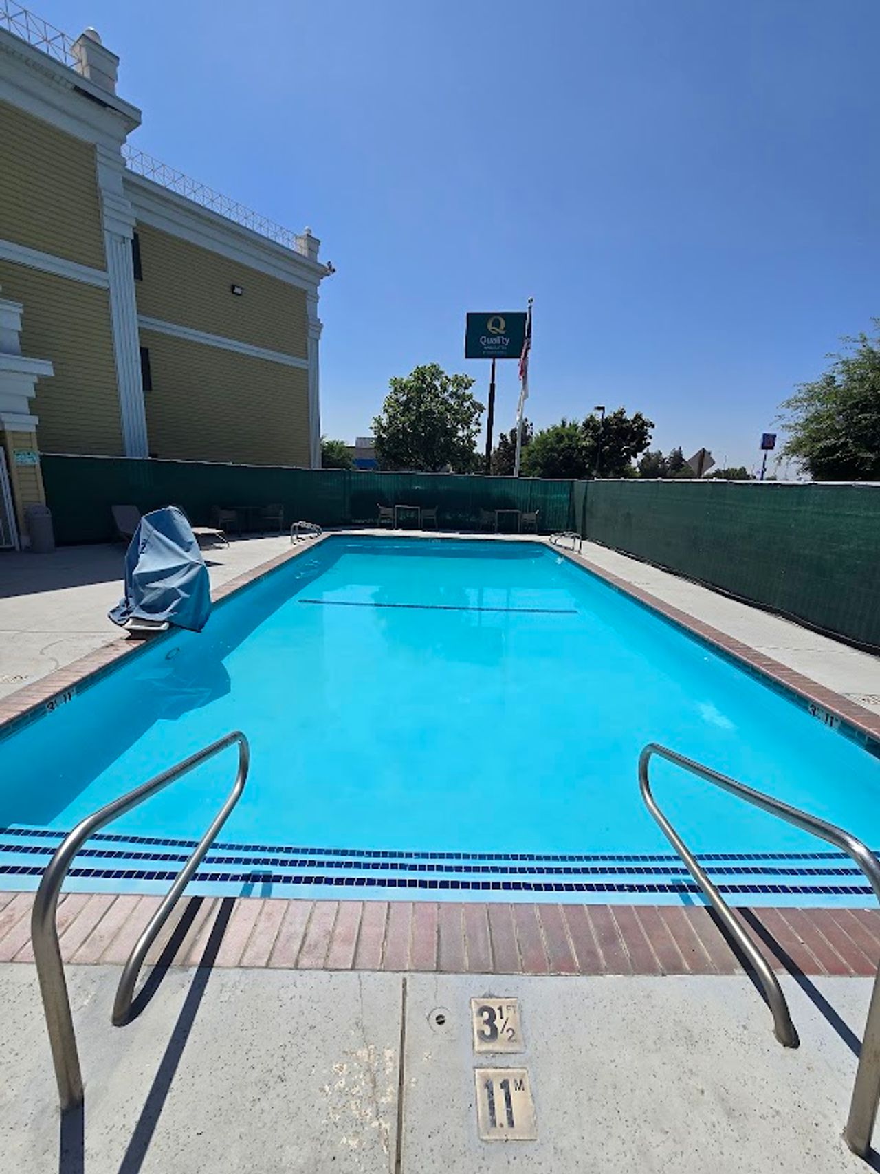 Photo of Quality Inn & Suites Tulare