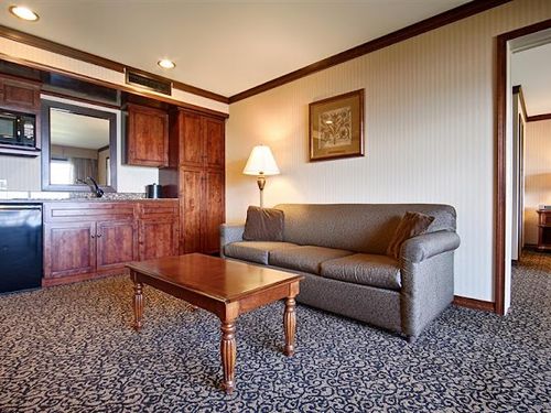 Photo of Best Western Edgewater Resort