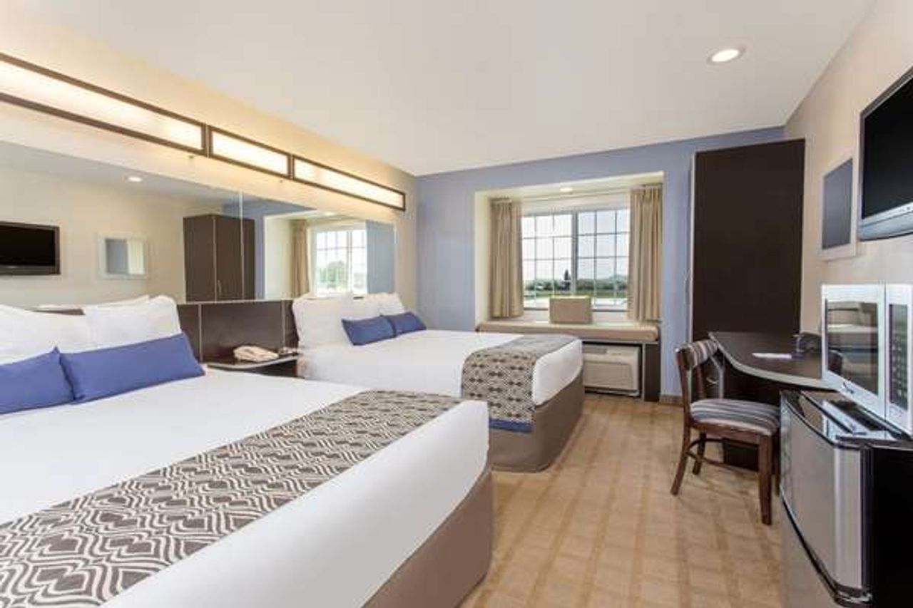 Photo of Microtel Inn & Suites by Wyndham Klamath Falls