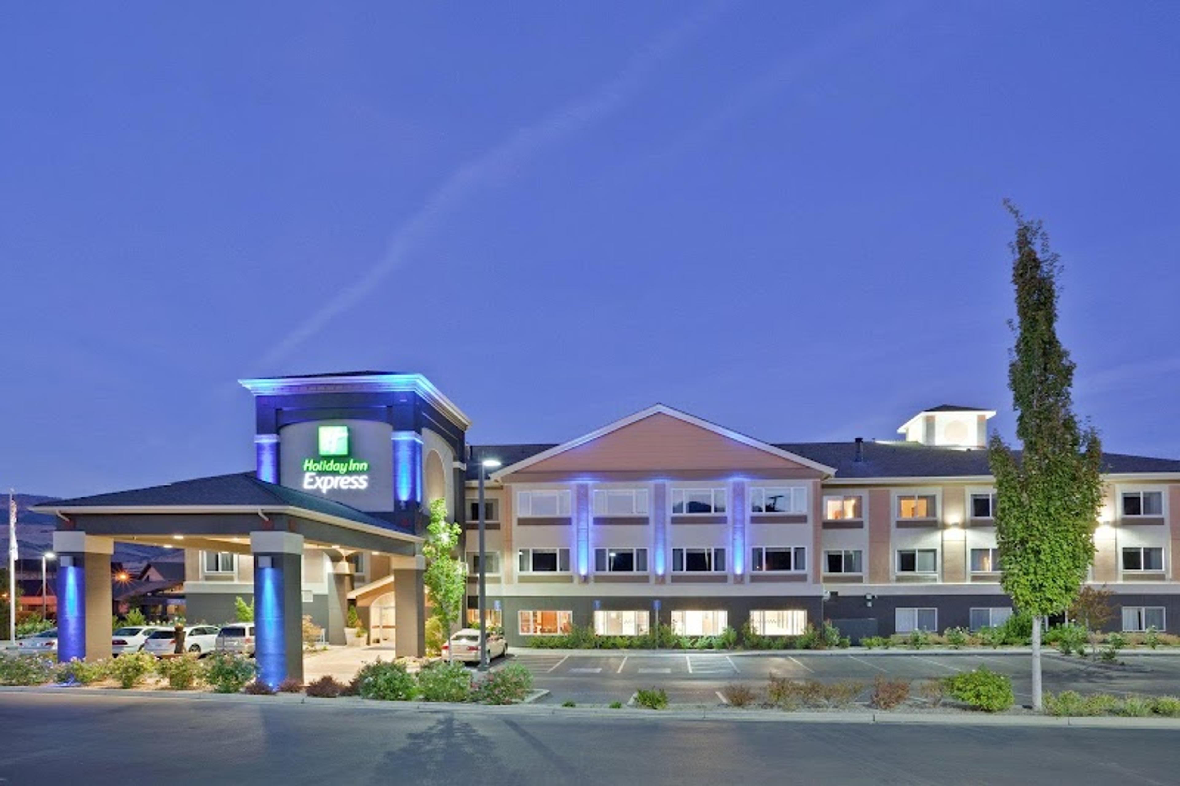 Holiday Inn Express & Suites Ashland, an IHG Hotel