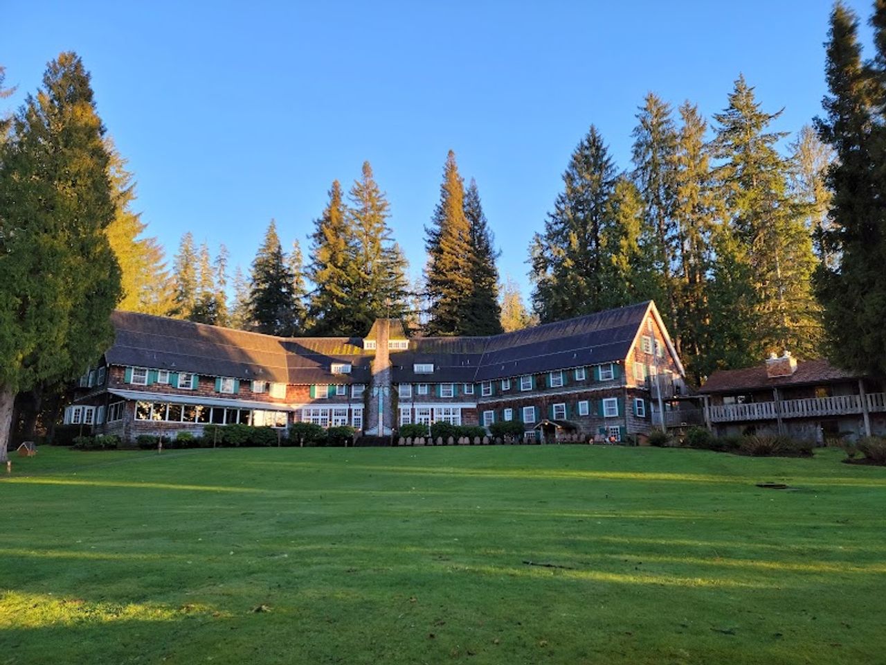 Photo of Lake Quinault Lodge