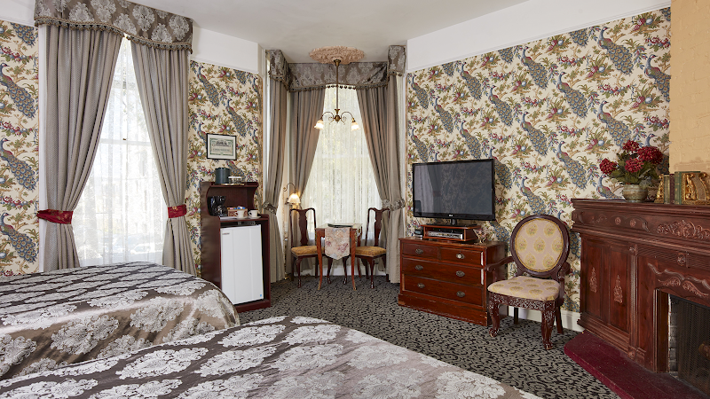 Photo of Queen Anne Hotel