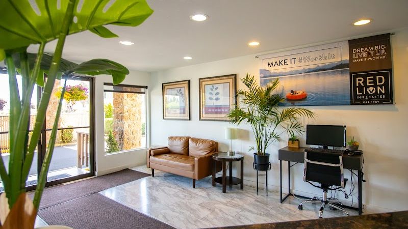 Photo of Red Lion Inn & Suites Vancouver