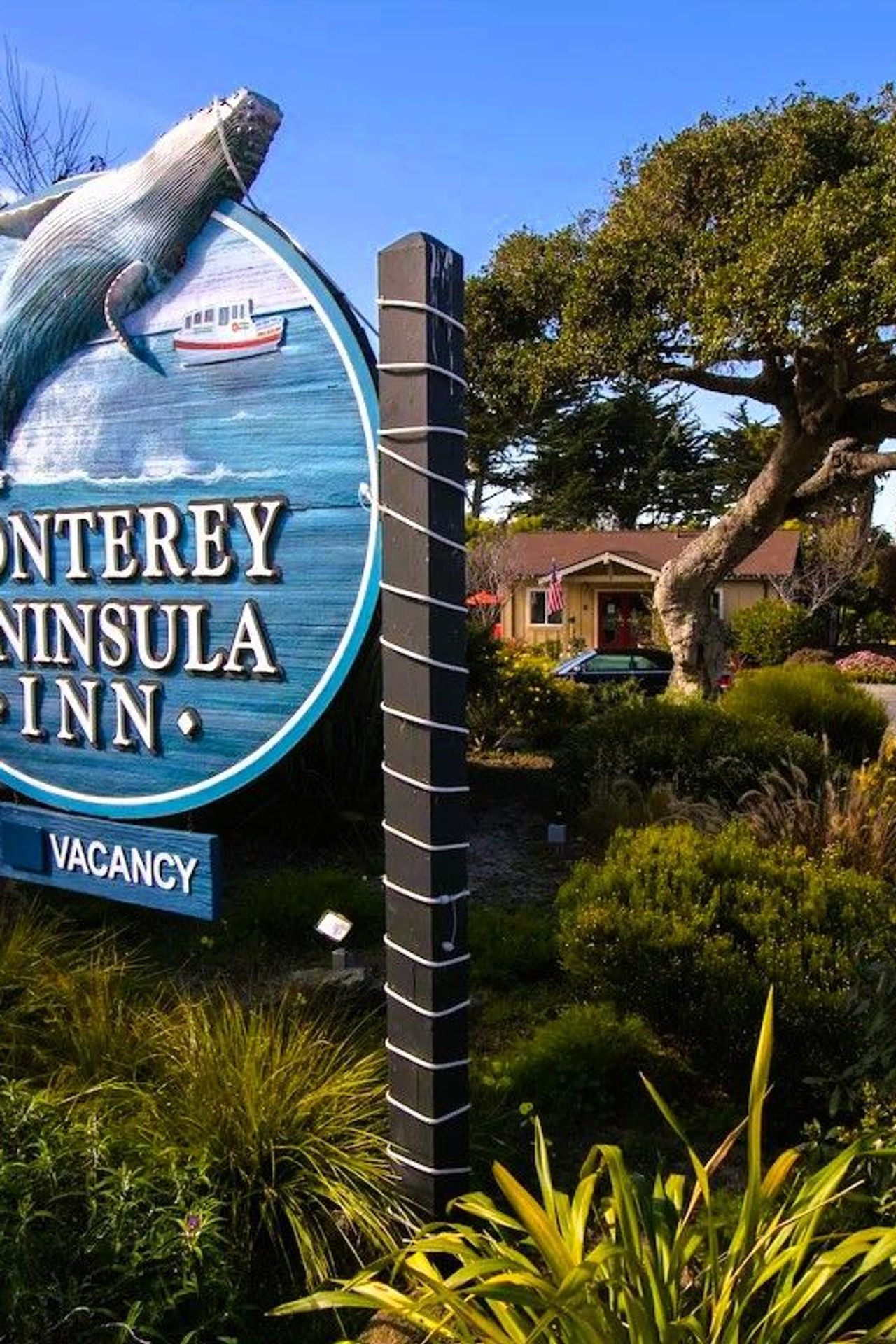 Monterey Peninsula Inn - Exterior