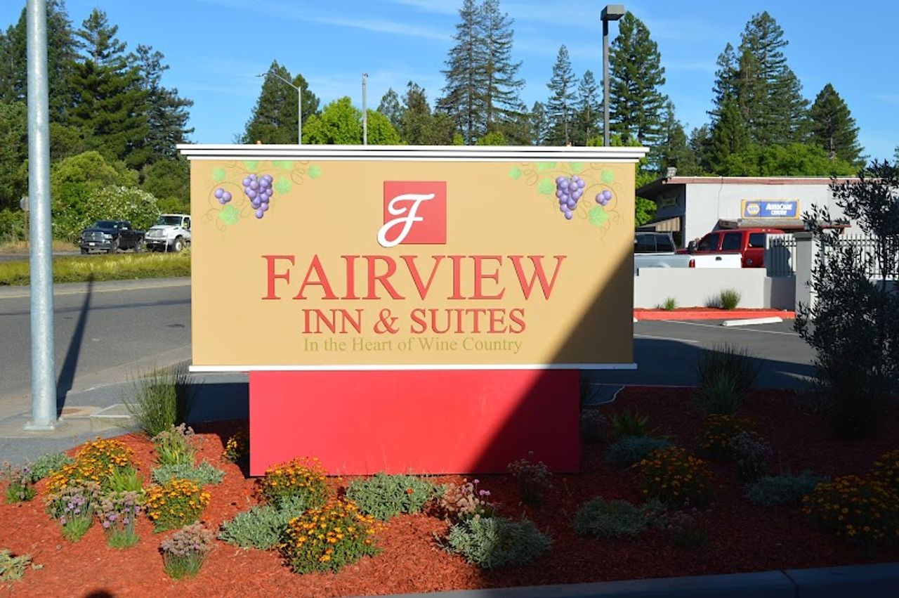Photo of Fairview Inn & Suites
