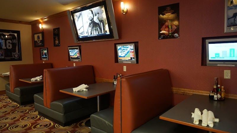 Photo of Holiday Inn & Suites Oakland - Airport, an IHG Hotel