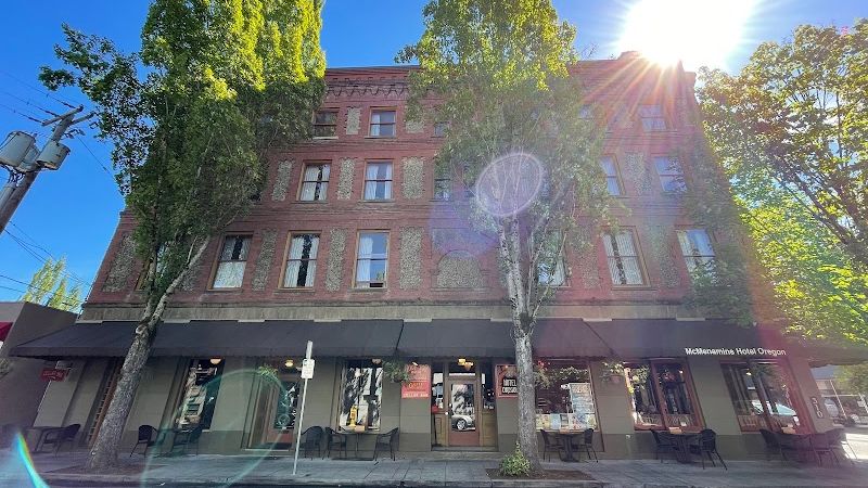 Photo of McMenamins Hotel Oregon