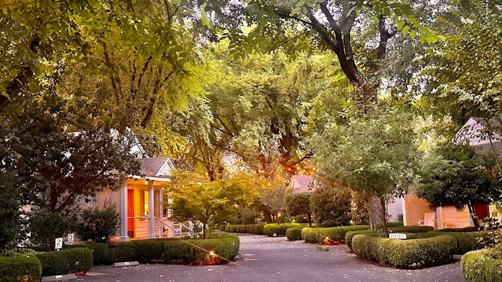 Photo of Cottage Grove Inn
