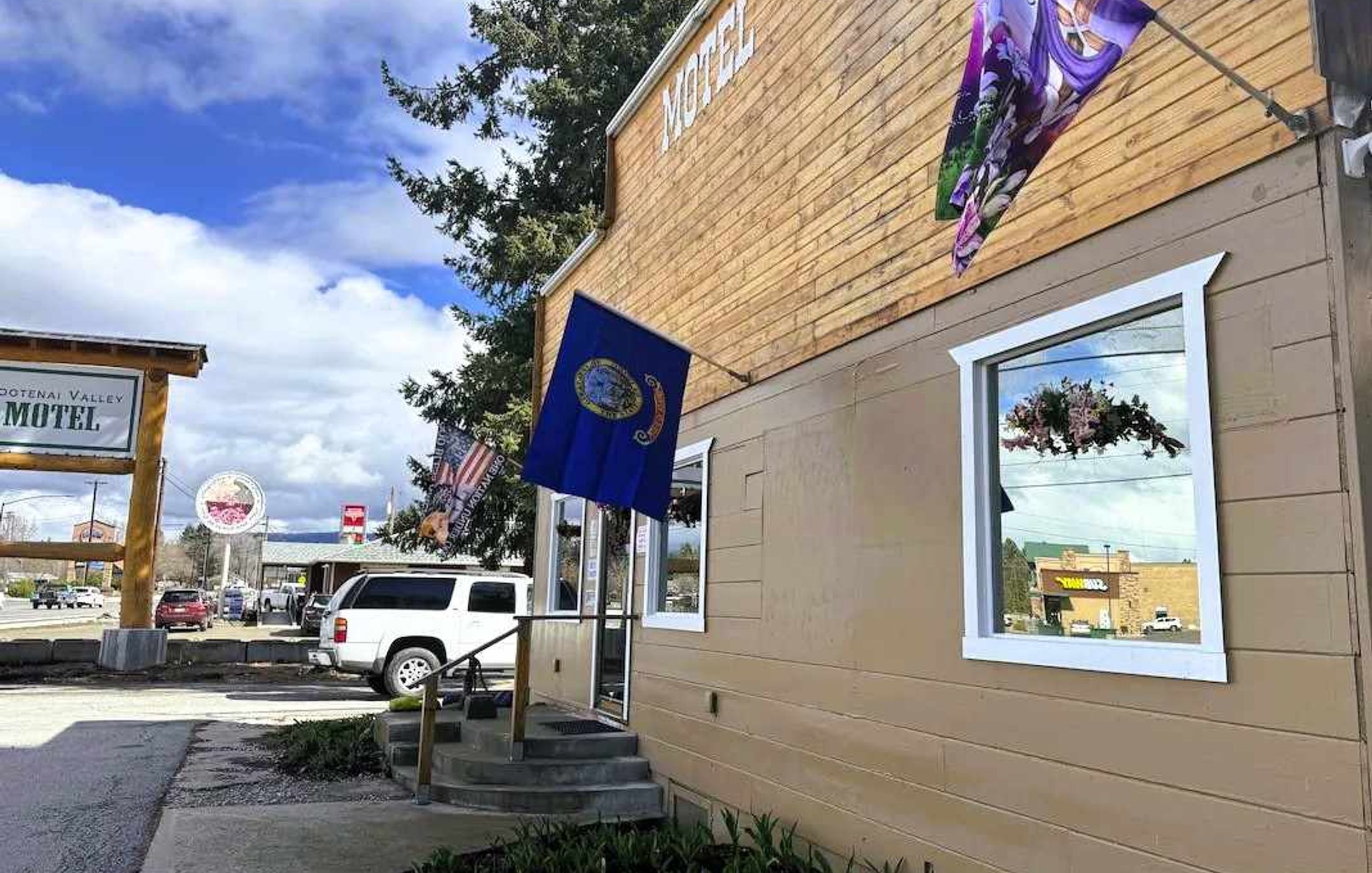 Kootenai Valley Motel