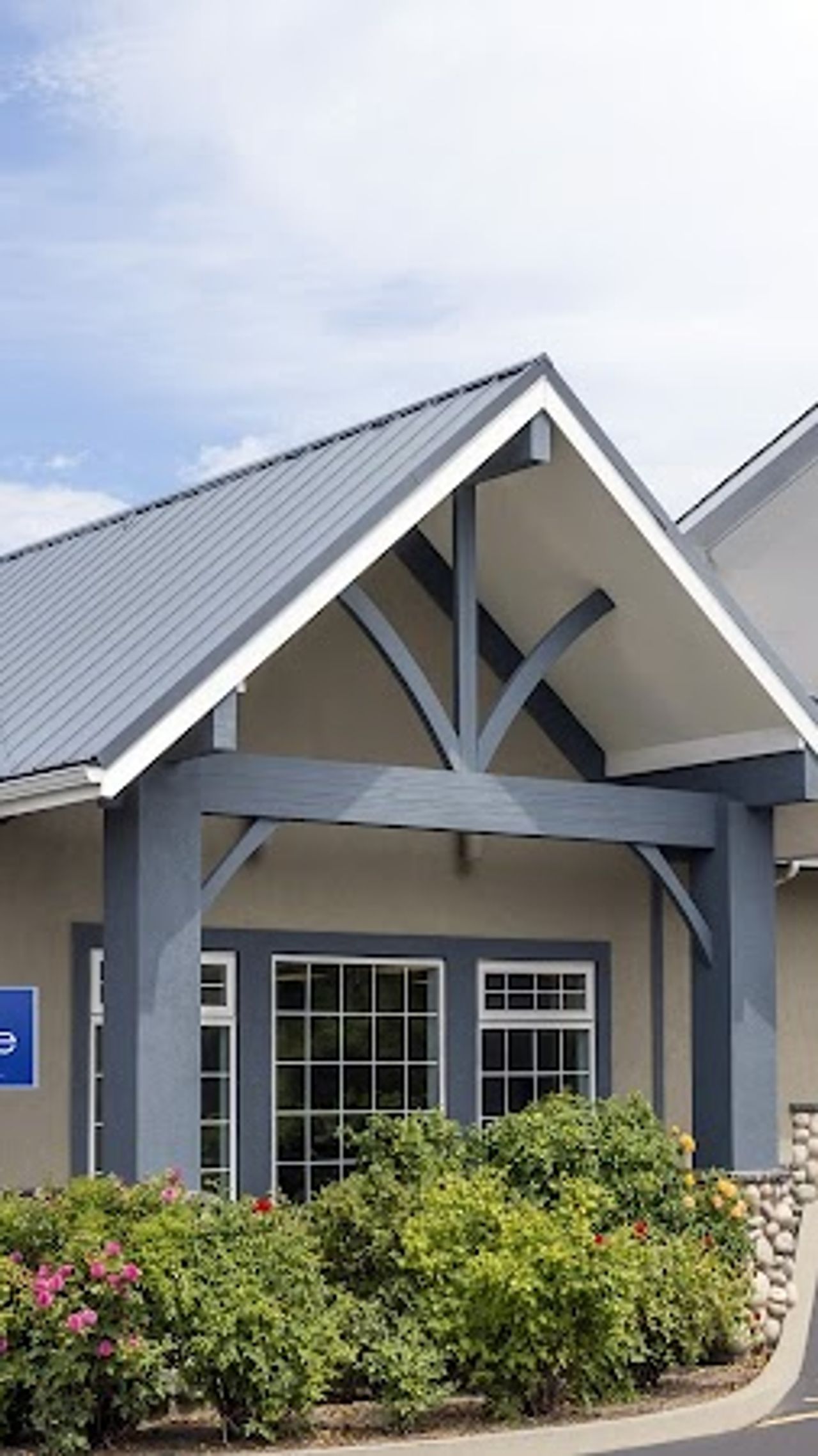 Photo of SilverStone Inn & Suites