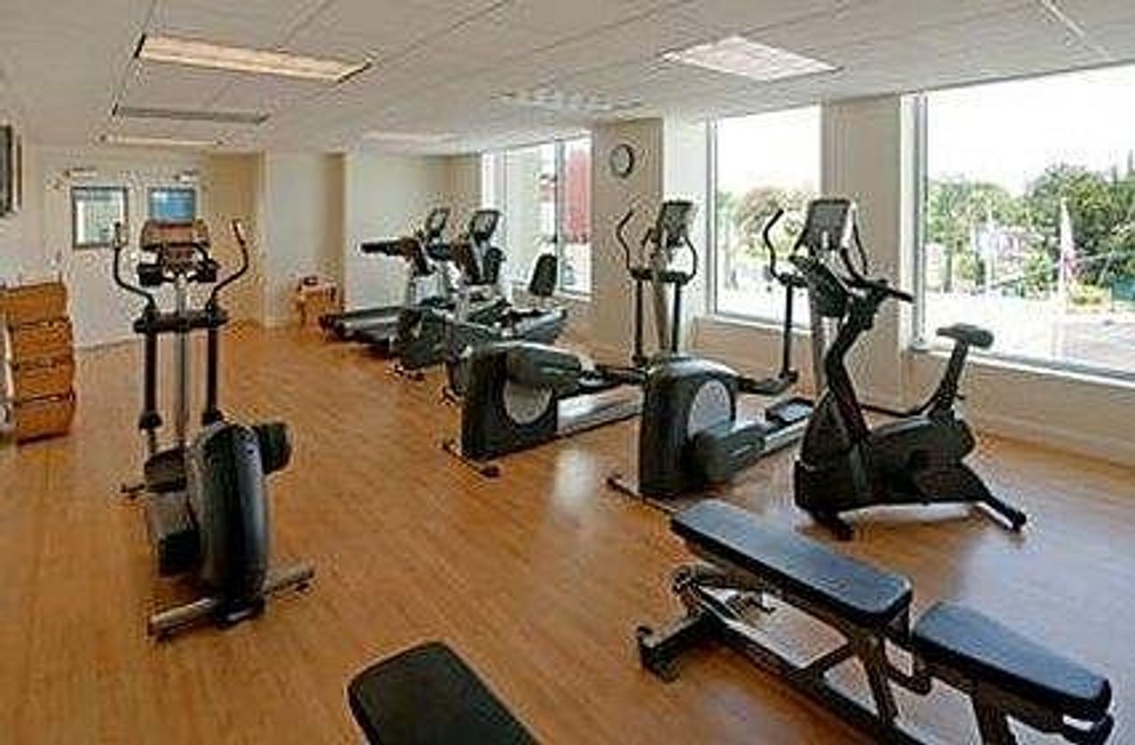 Photo of University Plaza Waterfront Hotel