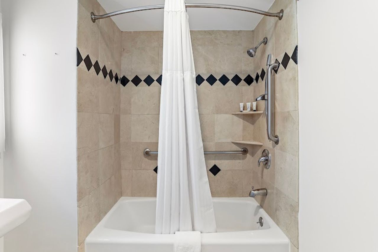 Photo of Signature Inn Berkeley