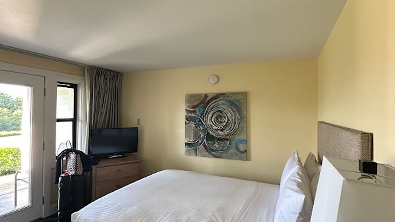 Photo of Ship Harbor Inn