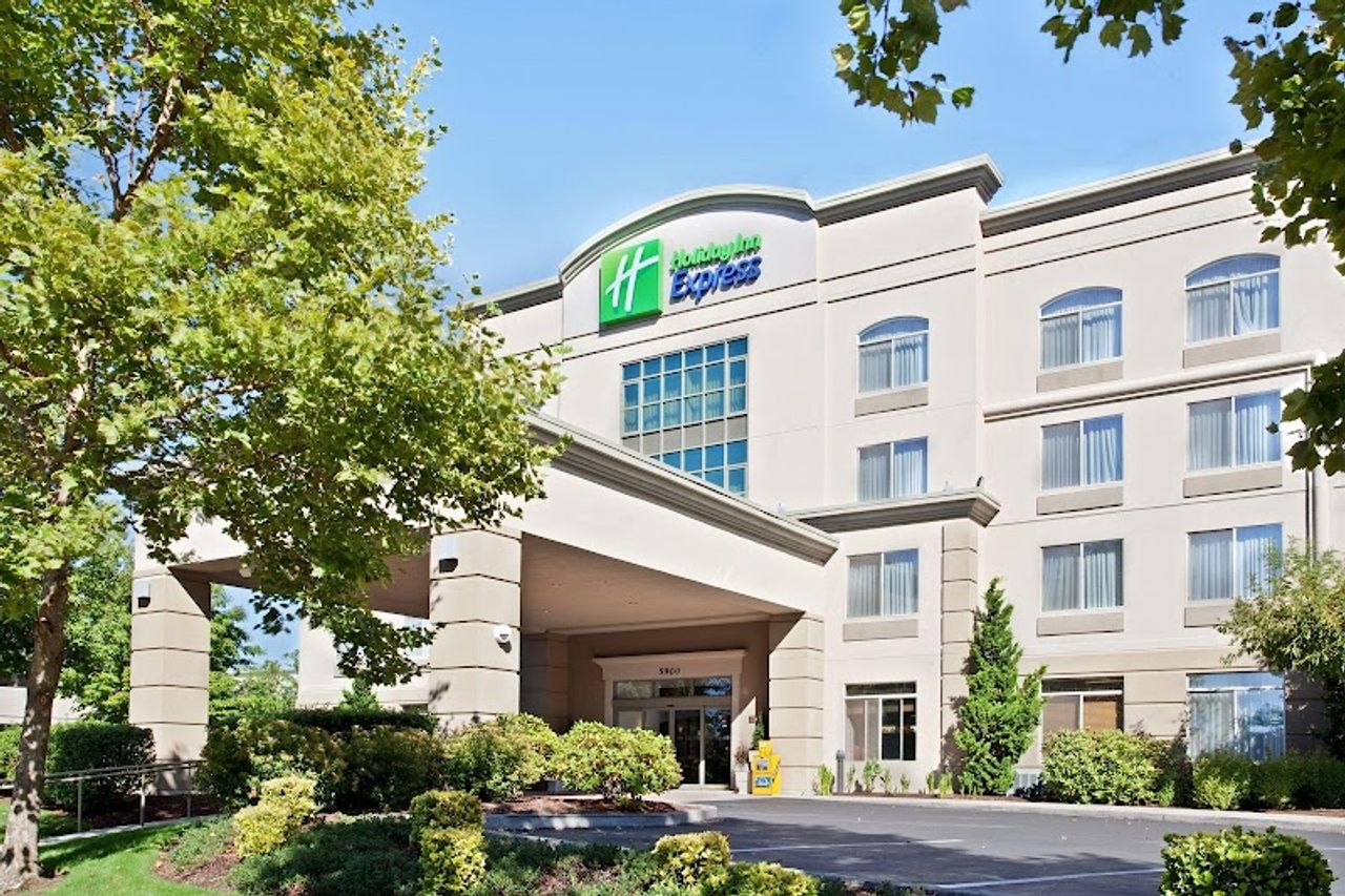 Photo of Holiday Inn Express Portland West/Hillsboro, an IHG Hotel
