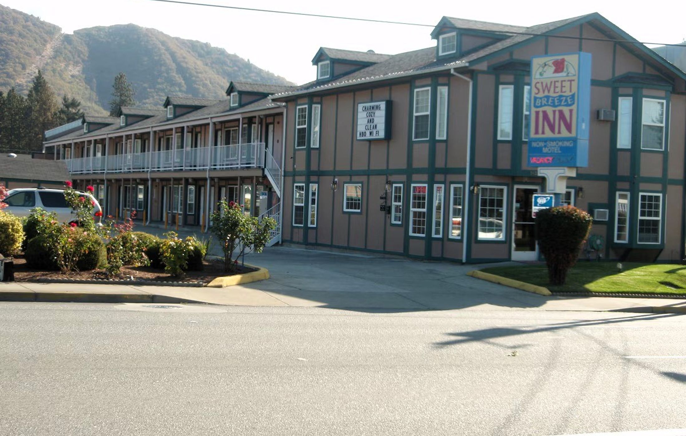 Sweet Breeze Inn
