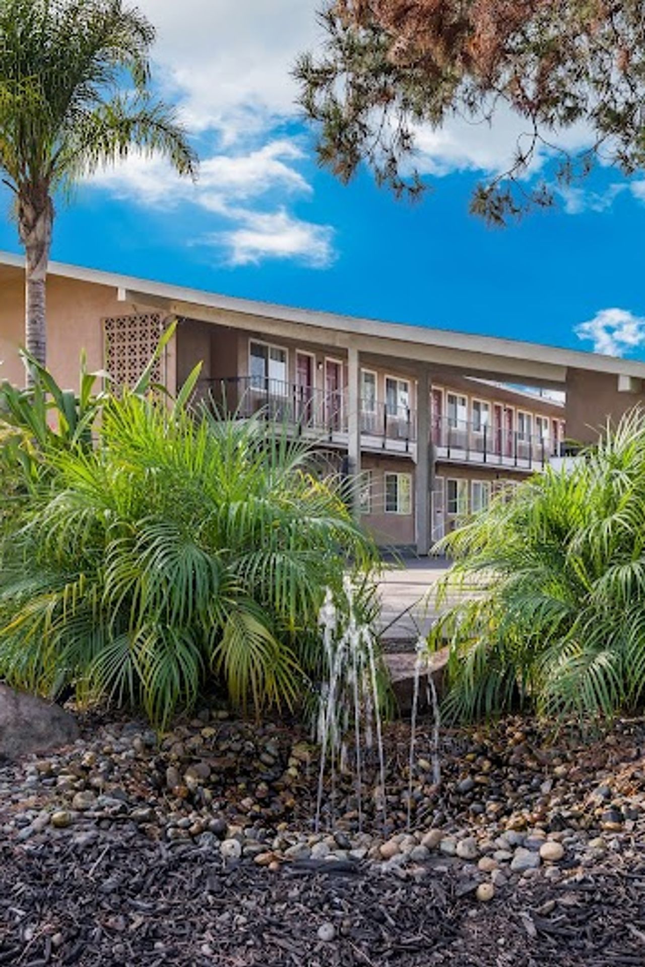 Photo of Bay Breeze Inn