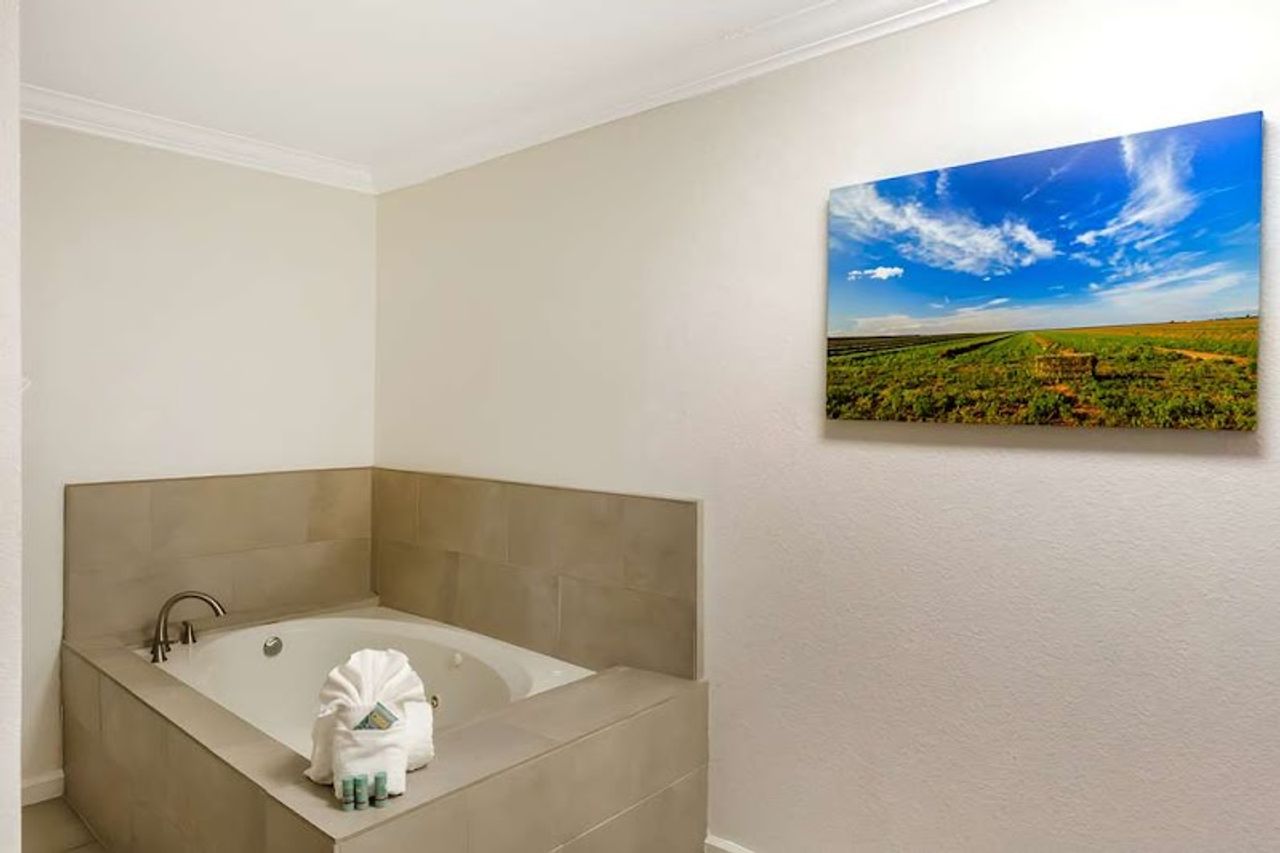 Photo of Best Western Heritage Inn