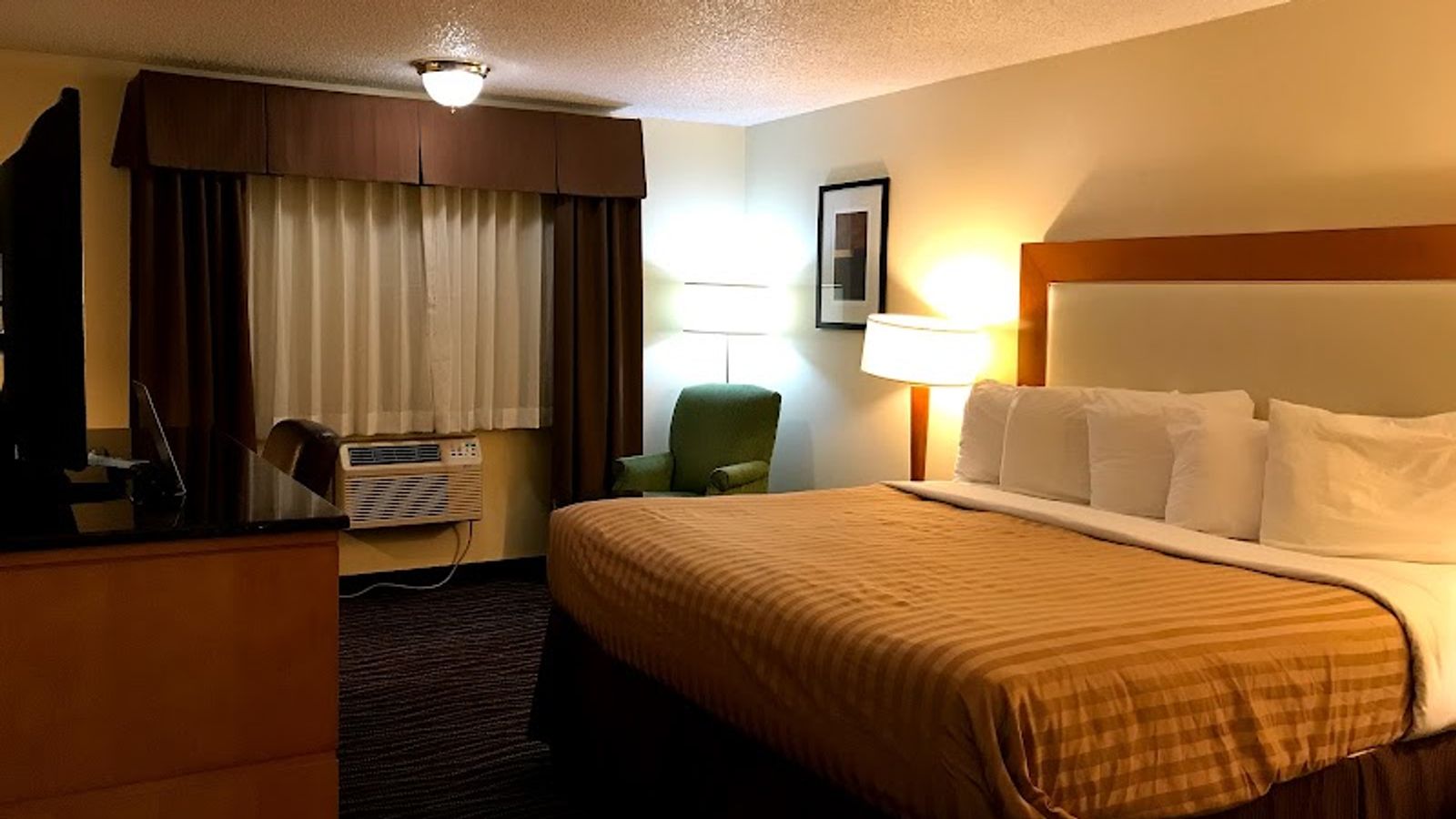Photo of Days Inn by Wyndham Yakima