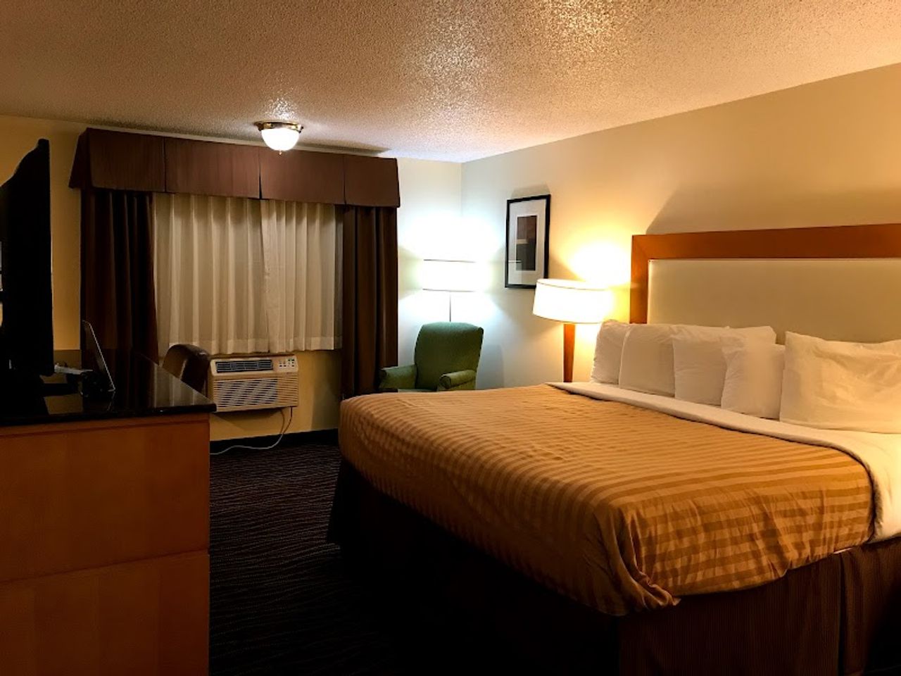 Photo of Days Inn by Wyndham Yakima