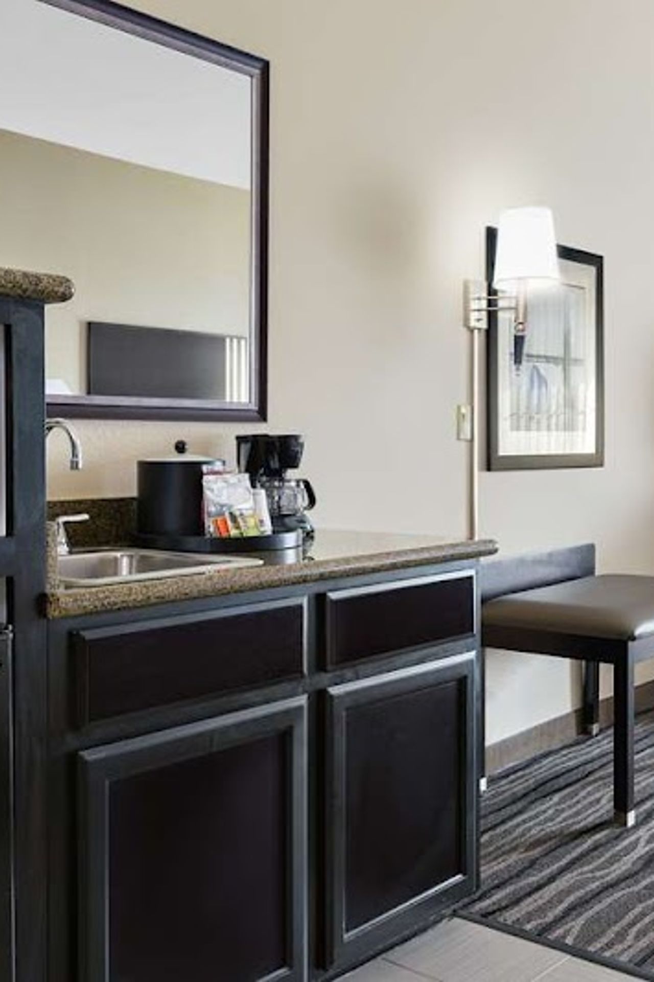 Photo of Hampton Inn & Suites Mountain View
