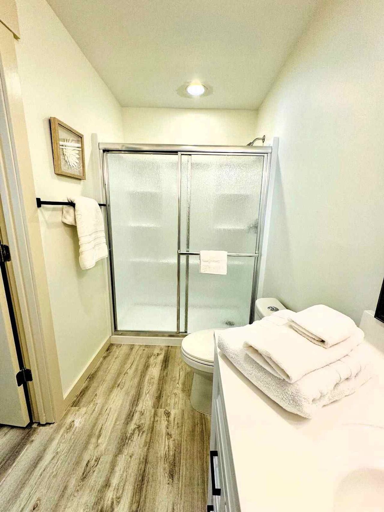 The Raspberry Garden Luxury Hotel & Suites - Bathroom