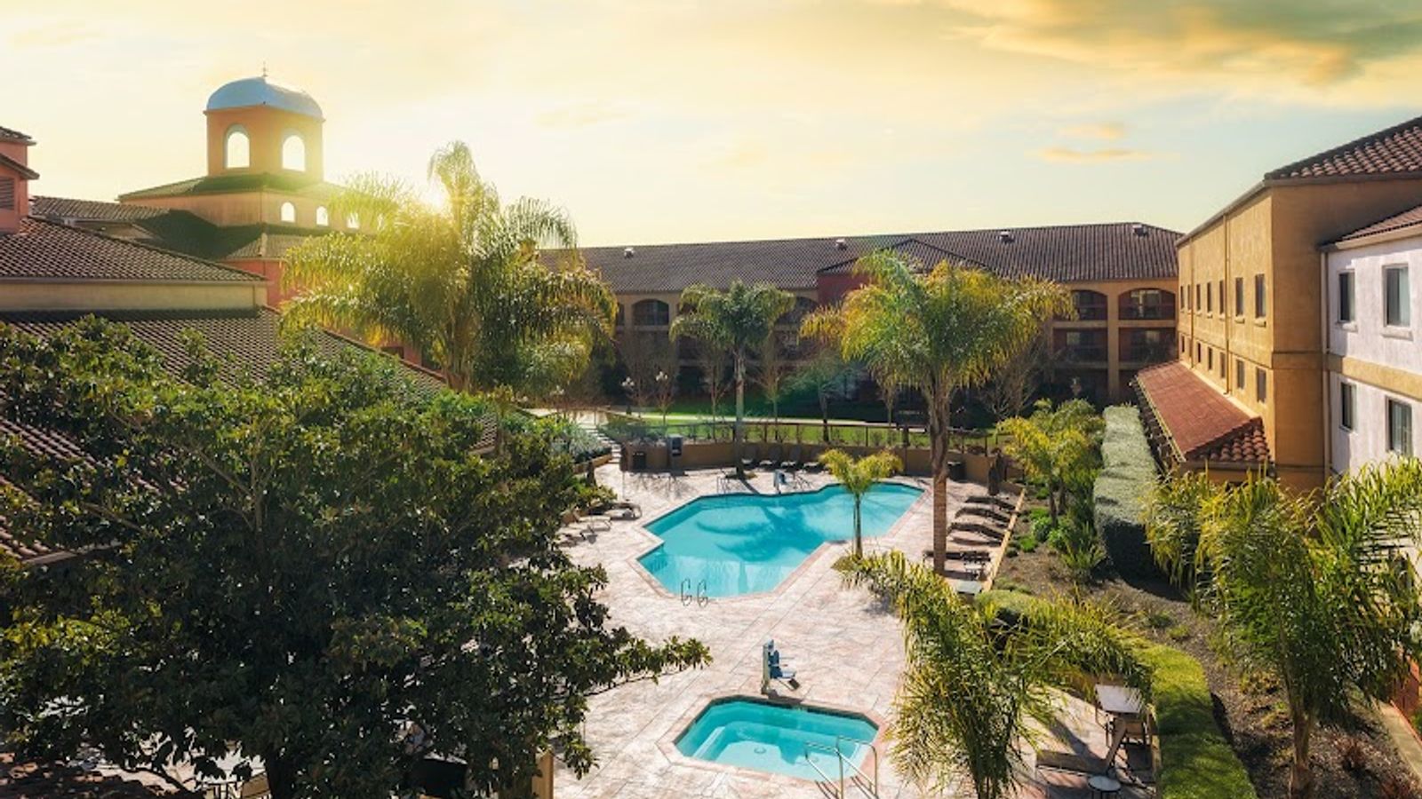 DoubleTree by Hilton Hotel Sonoma Wine Country