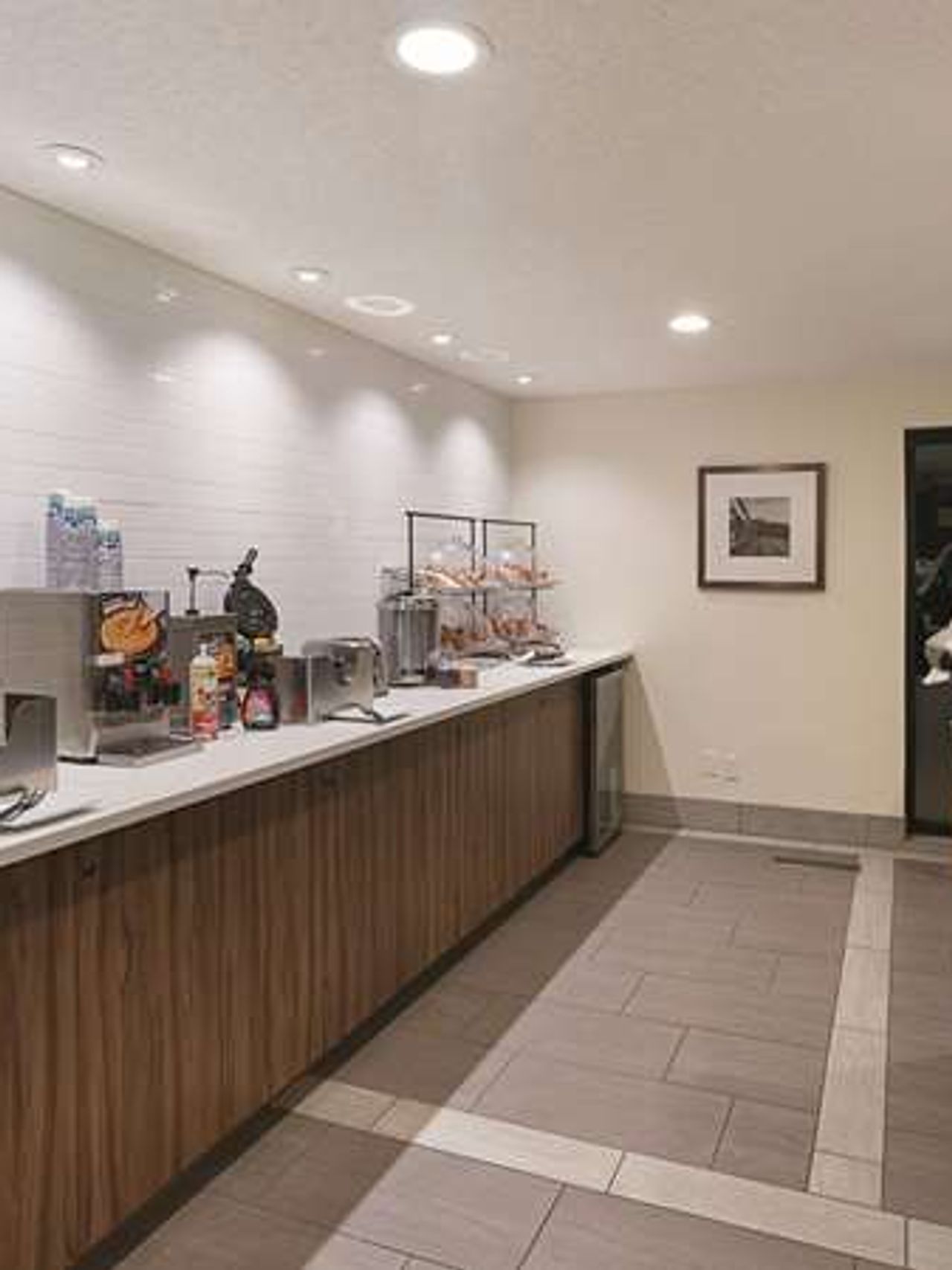 Photo of La Quinta Inn & Suites by Wyndham Portland NW