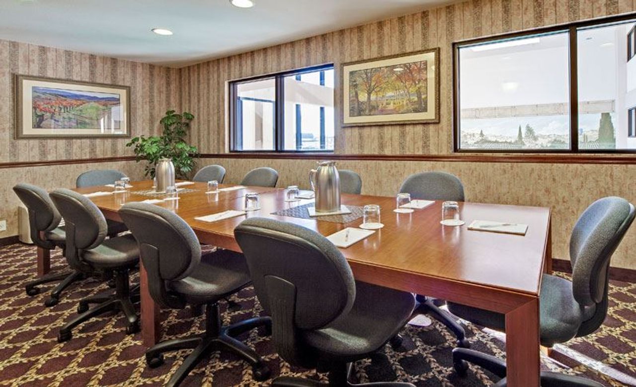 Photo of Hawthorn Suites by Wyndham Napa Valley