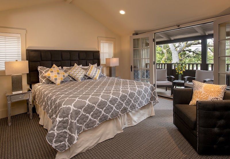 Photo of Carmel Country Inn - Luxury King Studio