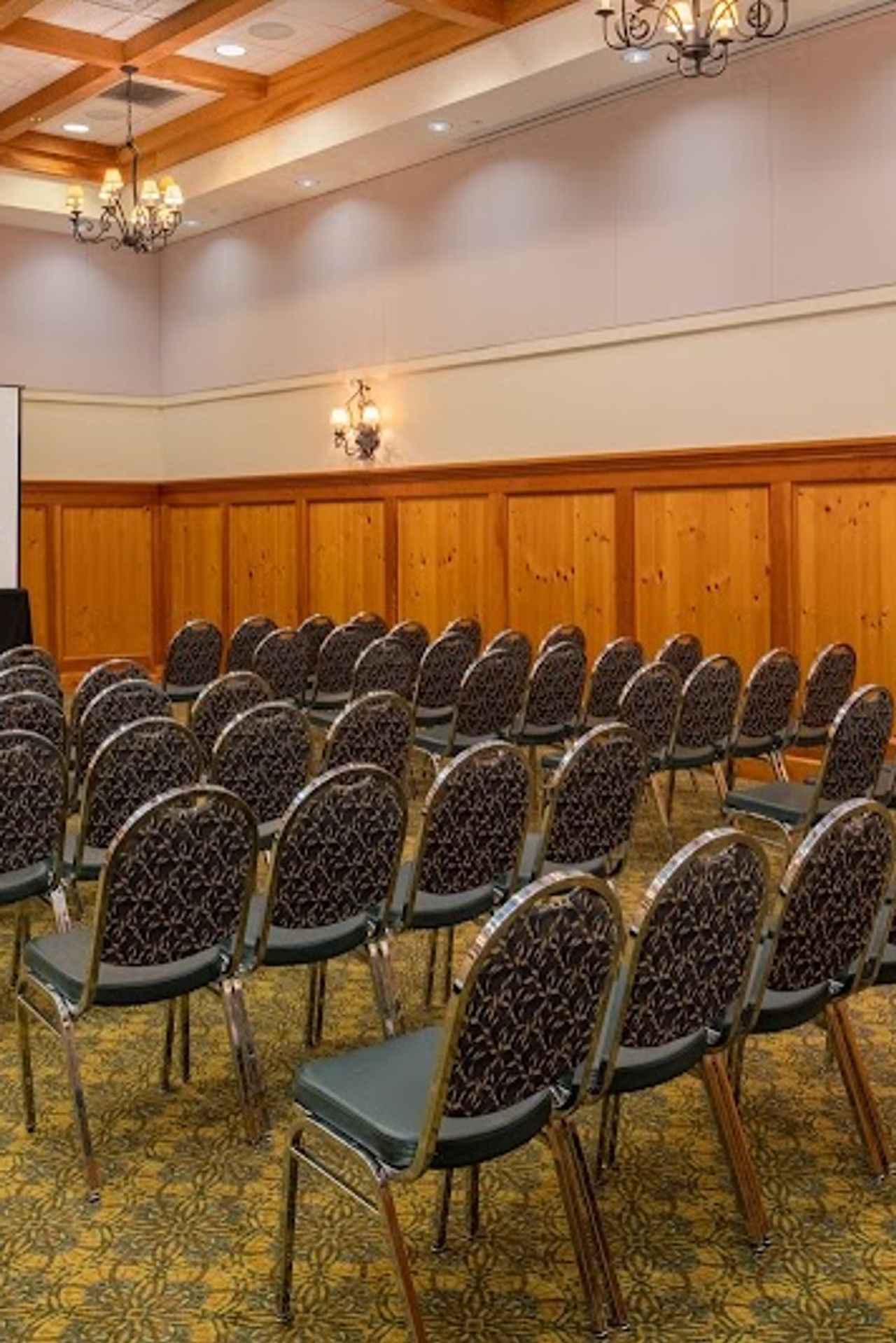 Photo of The Heathman Lodge