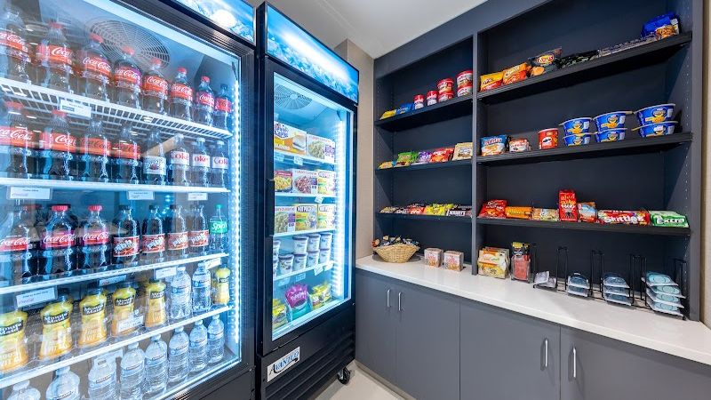 Photo of La Quinta Inn by Wyndham Lynnwood