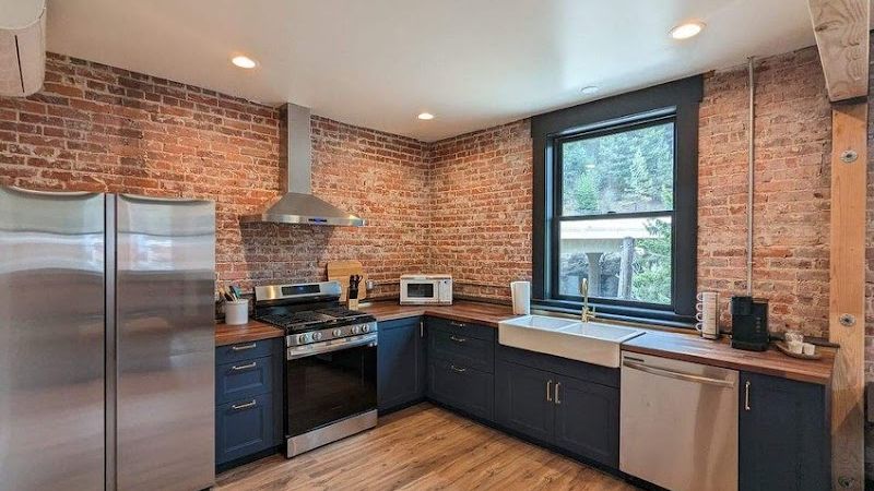 Photo of Linden Lofts Hotel