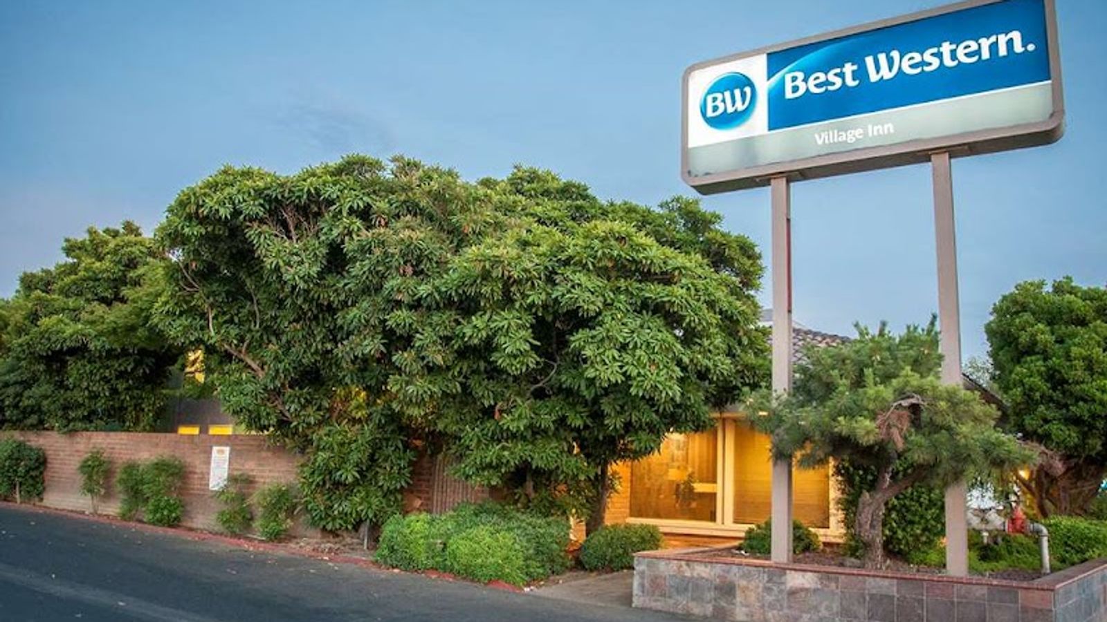 Best Western Village Inn