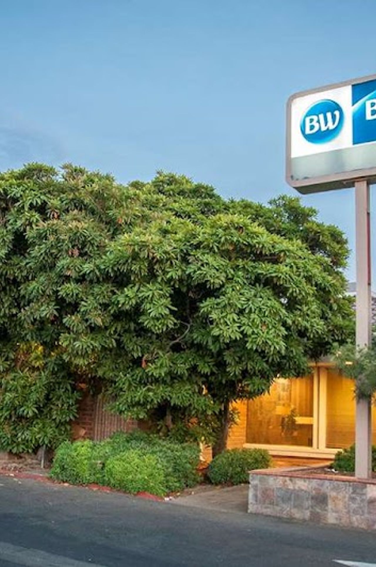 Photo of Best Western Village Inn