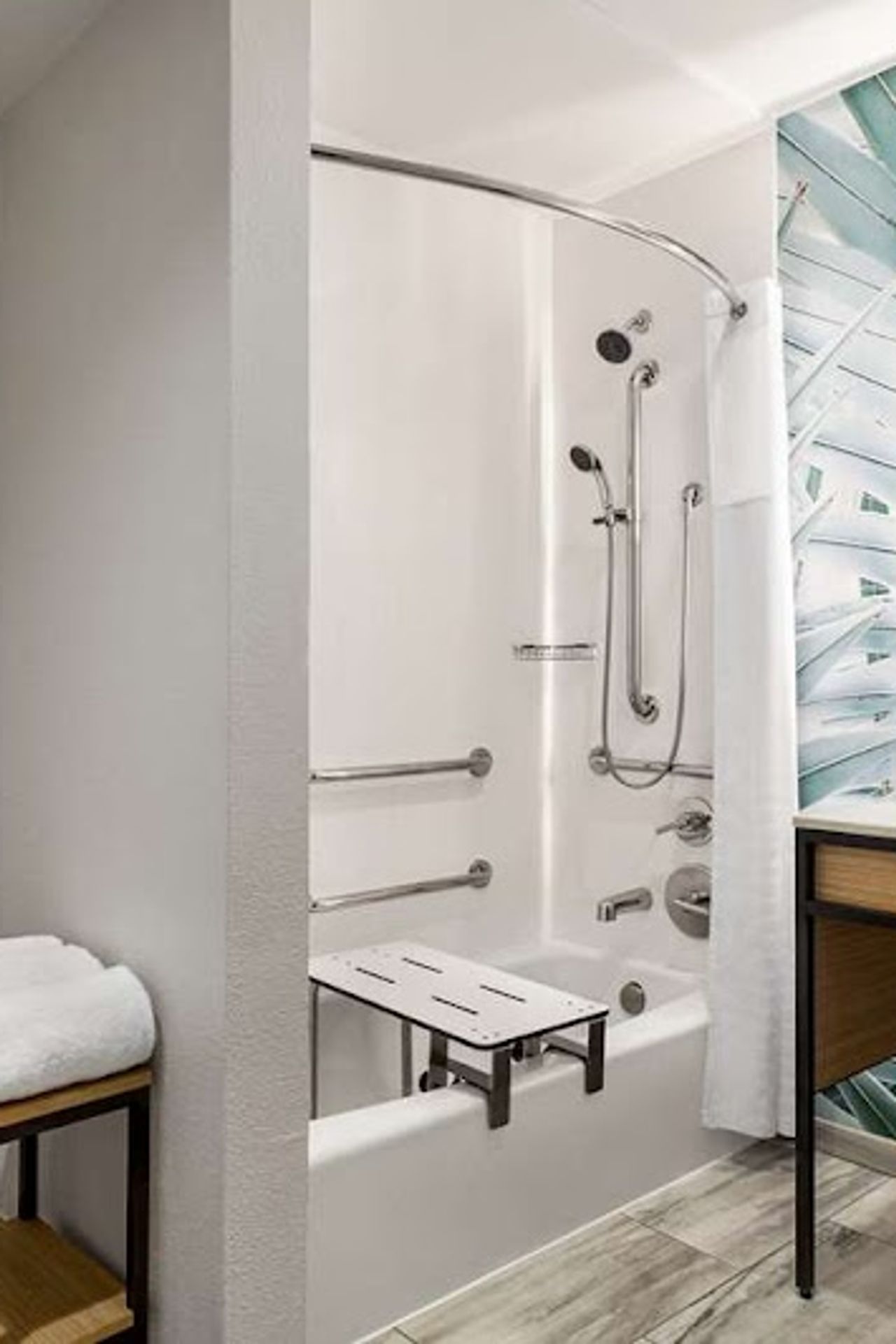 Photo of Hilton Garden Inn Monterey - Bathroom