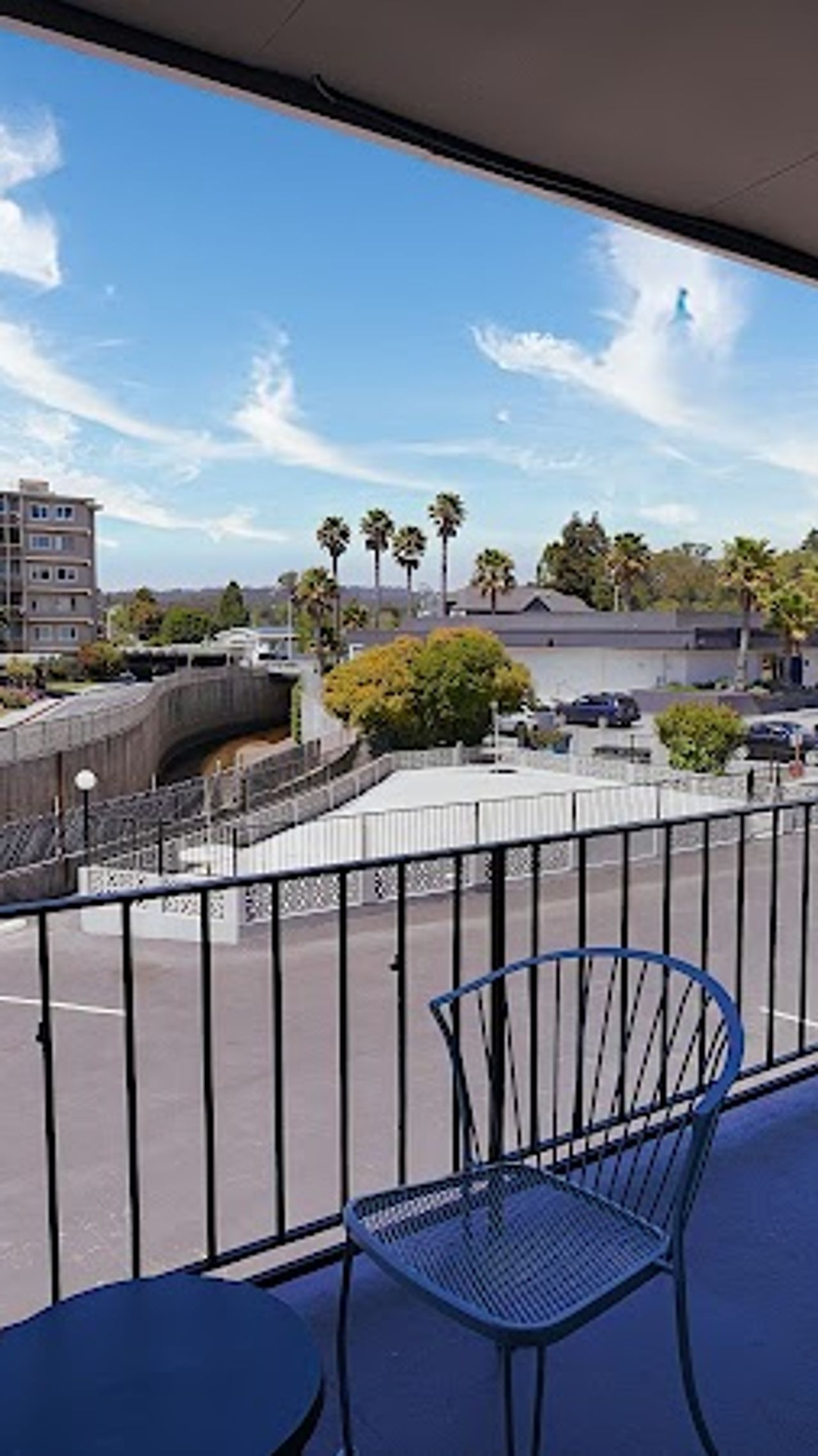 Photo of Seaside Inn & Suites