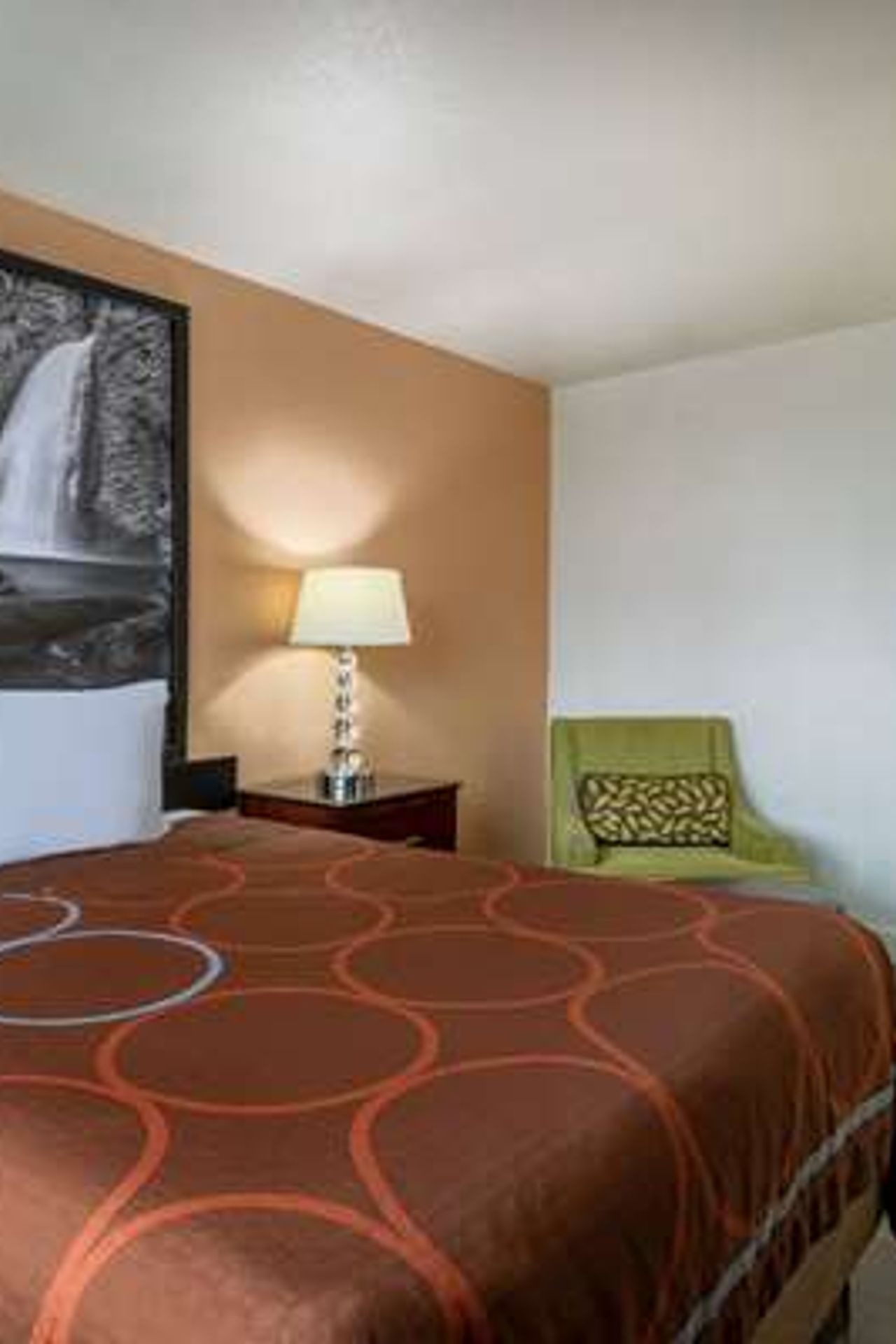 Photo of Super 8 by Wyndham The Dalles OR