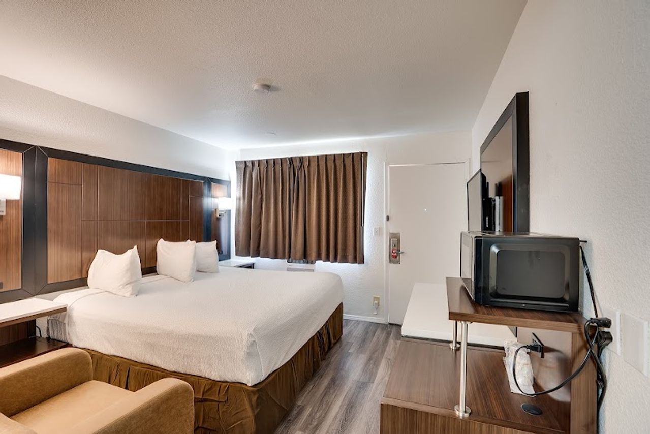 Photo of Econo Lodge Stockton near I-5 Fairgrounds